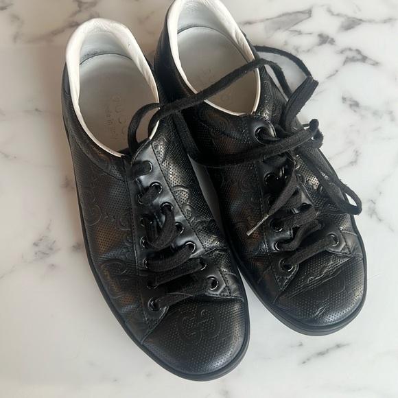 Men's Gucci Ace 'GG Embossed - Picture 1 of 5